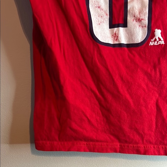 NHL Red Short Sleeve Tee with Capitals Logo - Picture 10 of 10